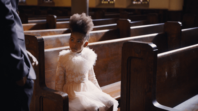 Resultado de imagem para clipe jay z  blue family feud